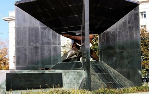 Улс төрийн хилс хэрэгт хэлмэгдэгчдийг цагаатгах хуулийн нэмэлт өөрчлөлт БАТЛАГДЛАА